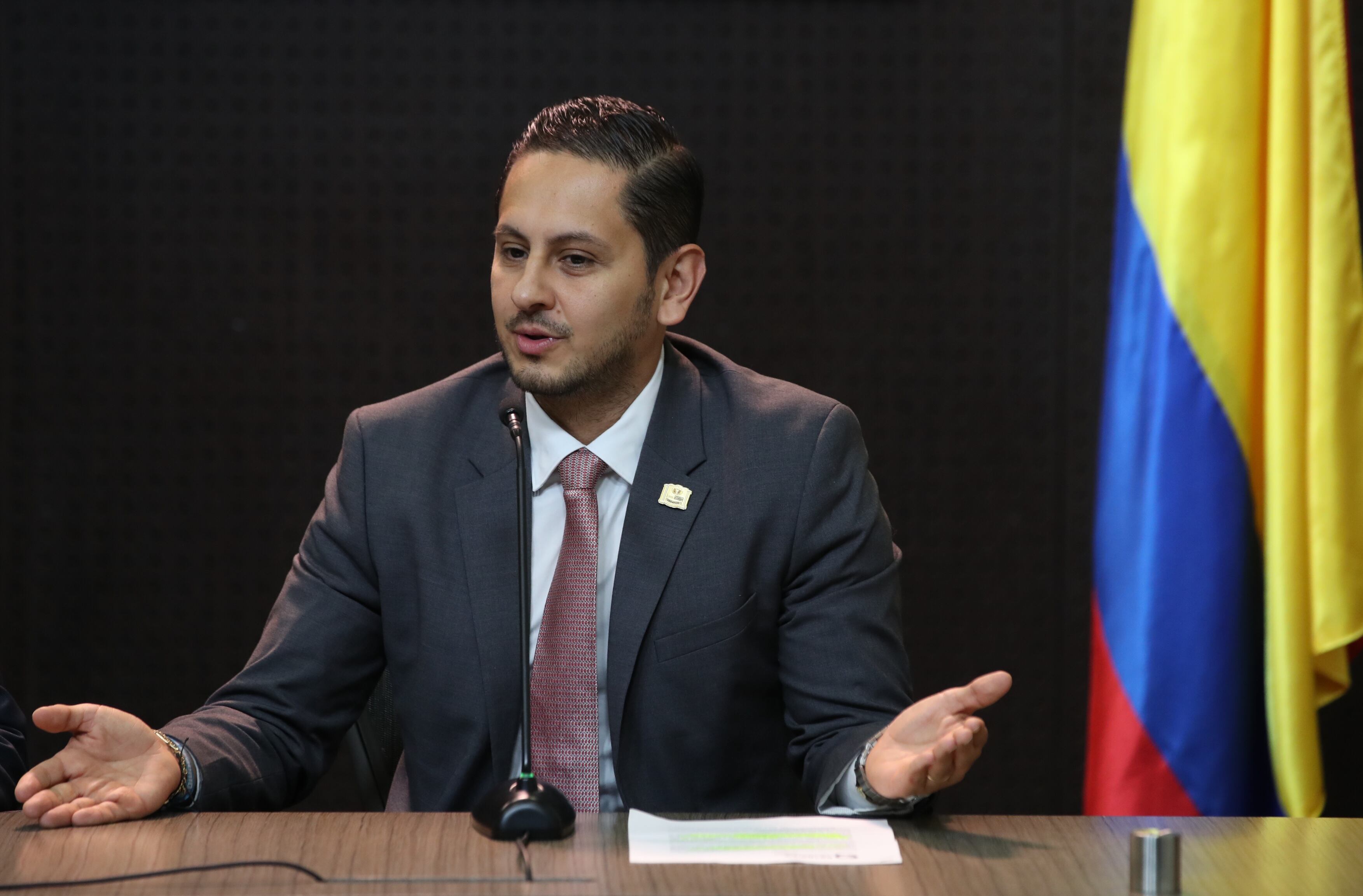 María Angélica Guerra, y el Dr. Miguel