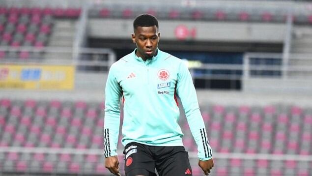 Con hombres como Camilo Vargas y Carlos Cuesta, la Selección Colombia prepara los partidos amistoso contra Corea del Sur y Japón en marzo