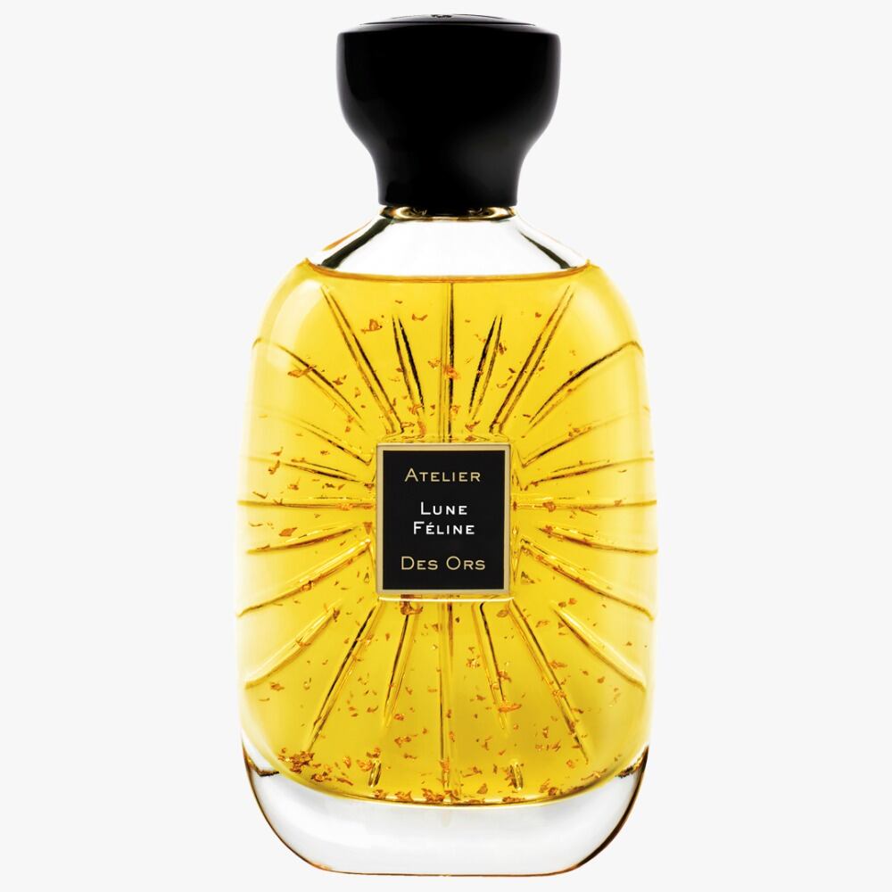 Perfume con láminas de oro de 24 quilates
