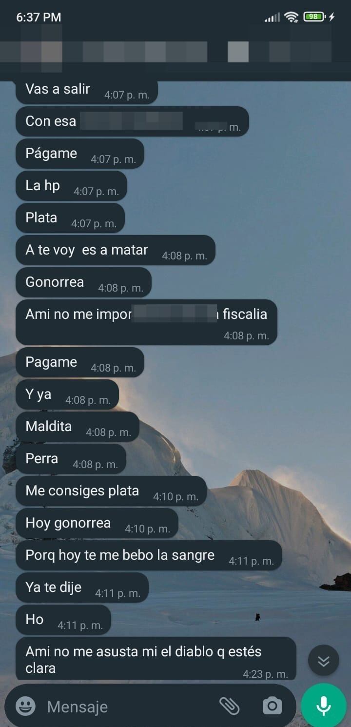 Un cobrador amenaza a la mujer con atentar contra su vida si no cancela el dinero