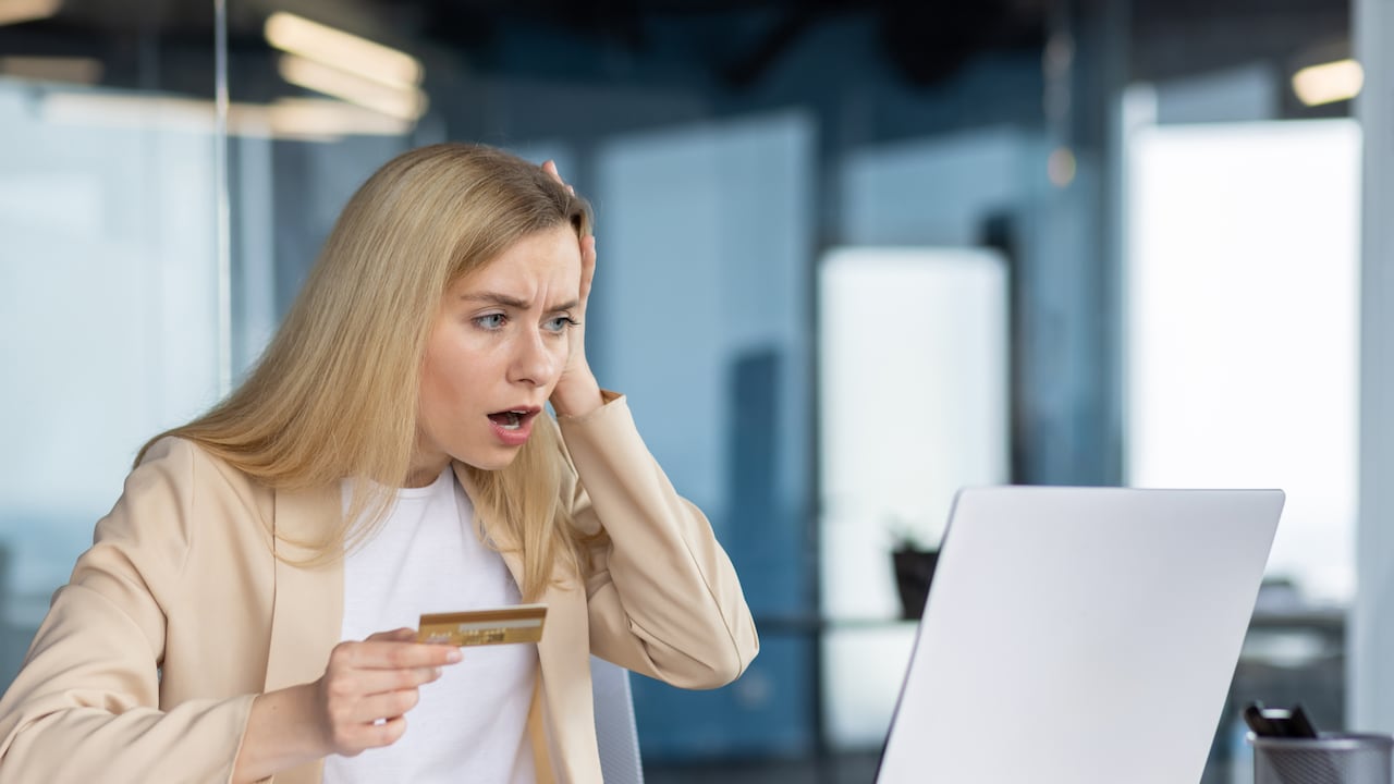 En internet abundan amenazas cibernéticas que ponen en riesgo la seguridad de los usuarios.