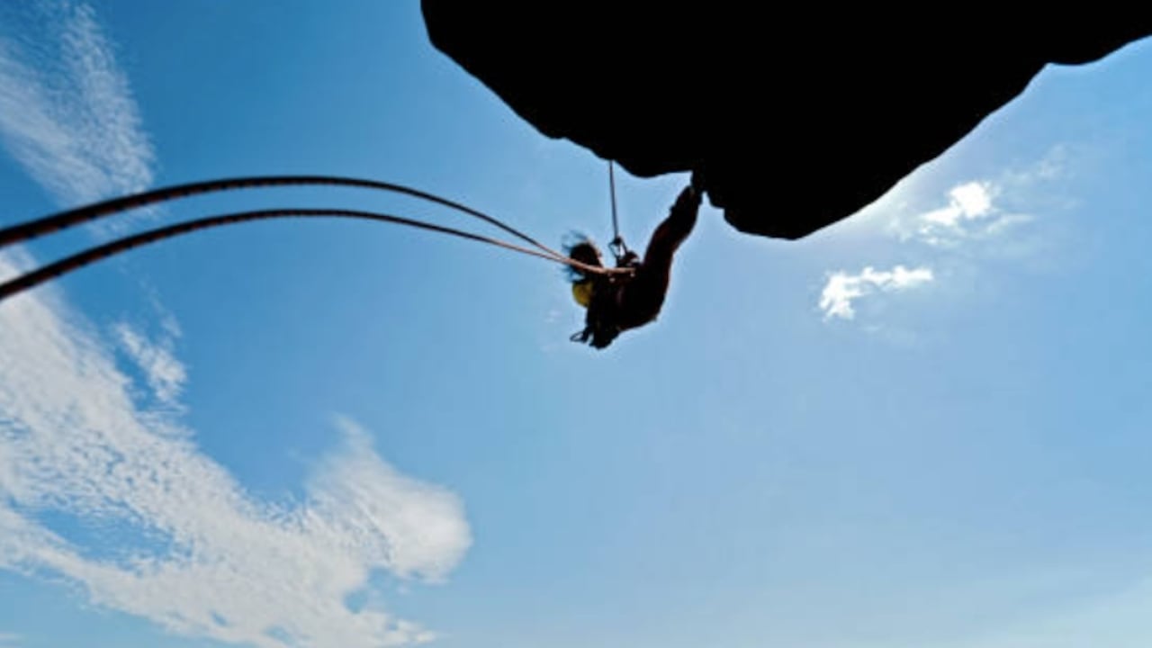 Bungee jumping