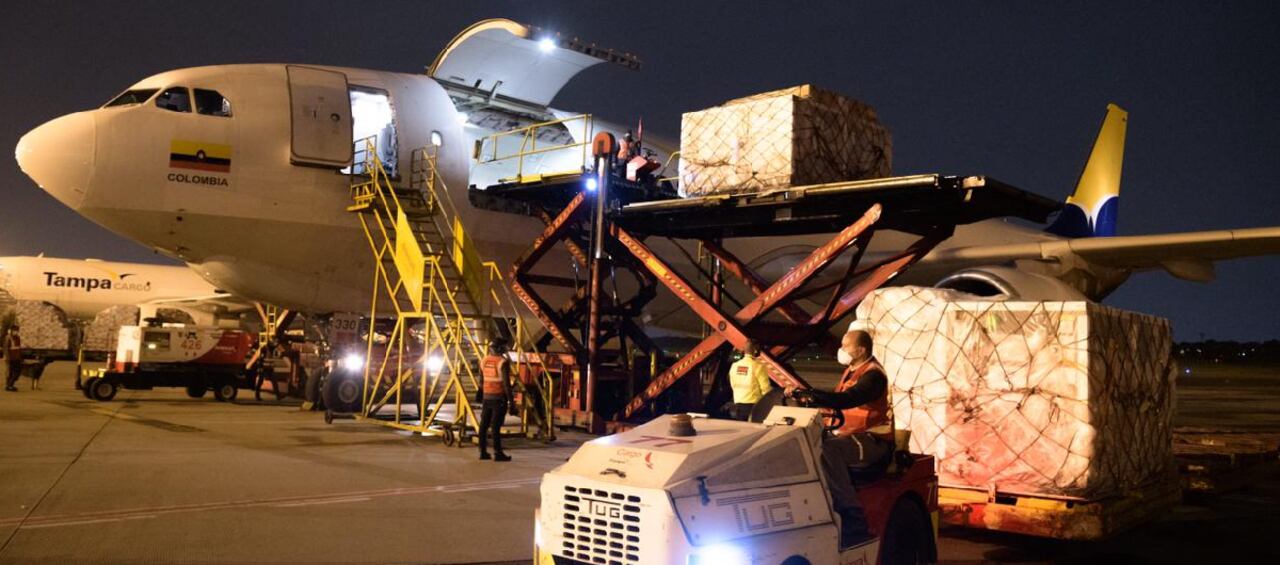 Colombia recibió más dosis de vacunas de AstraZeneca. Foto: Presidencia