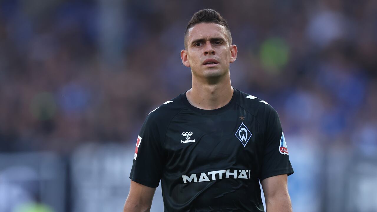 Rafael Santos Borré tendría las horas contadas en Alemania.