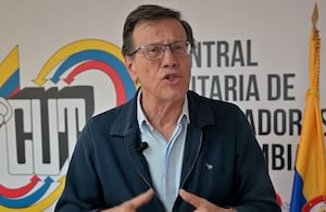 Fabio Arias, presidente de la CUT, sacó su carta sobre el salario mínimo para 2026.