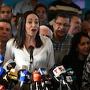 La líder opositora venezolana María Corina Machado habla durante una conferencia de prensa para anunciar su reemplazo para las próximas elecciones nacionales en Caracas, el 22 de marzo de 2024.