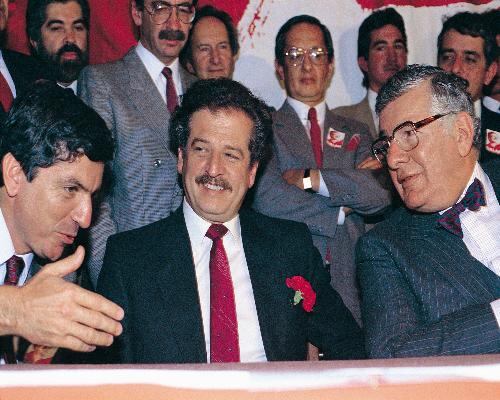 Junto con César Gaviria y el presidente Julio César Turbay Ayala. 