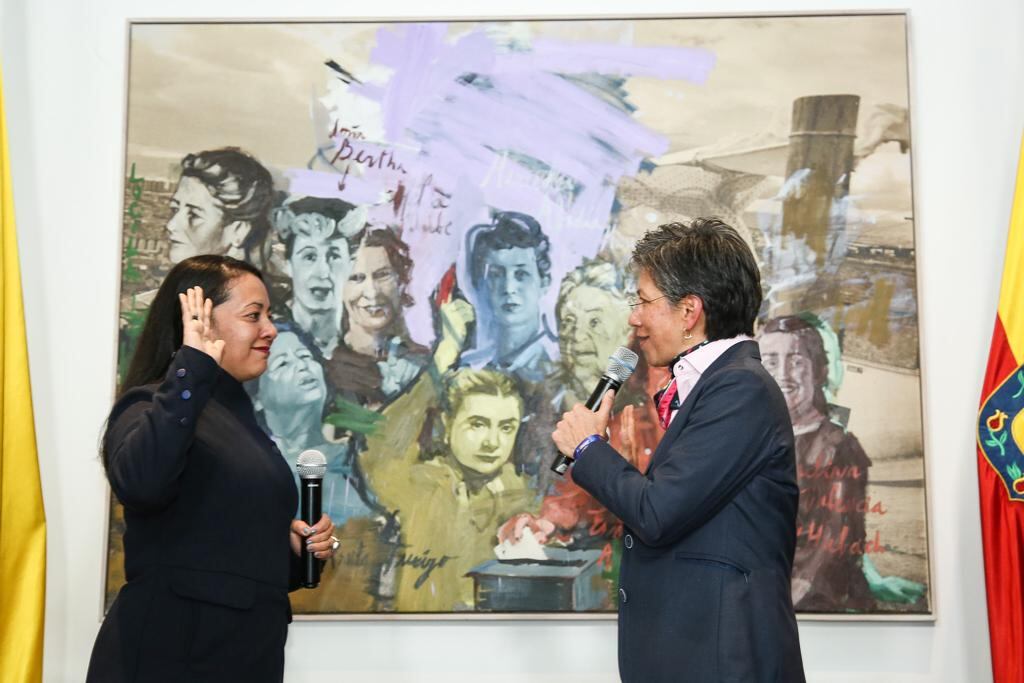 Ante la alcaldesa de Bogotá, Claudia López asumió este martes la nueva secretaria de Movilidad, Deyanira Ávila.