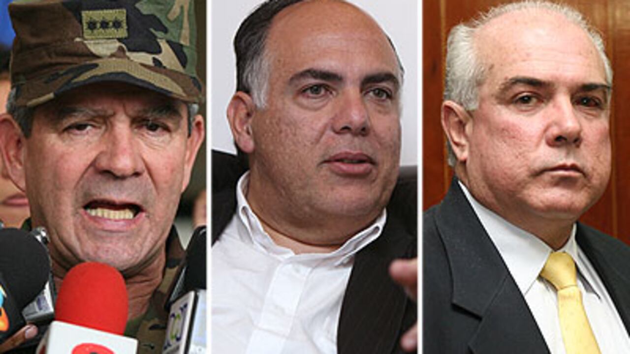 Mario Montoya, José Fernando Baustista y Jorge Visbal, tres embajadores de colombia que tuvieron que renunciar por problemas judiciales.
