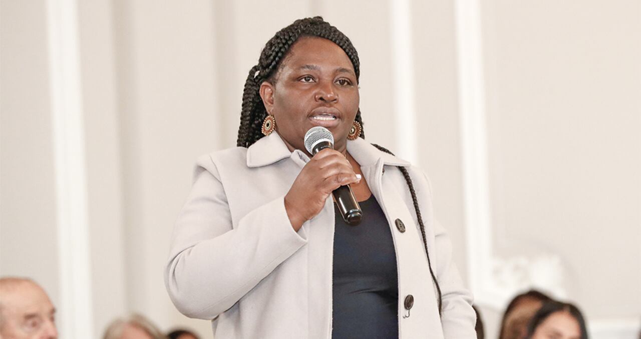 Clemencia Carabalí, consejera presidencial para la Equidad de la Mujer, se mantiene en contacto con la familia.
