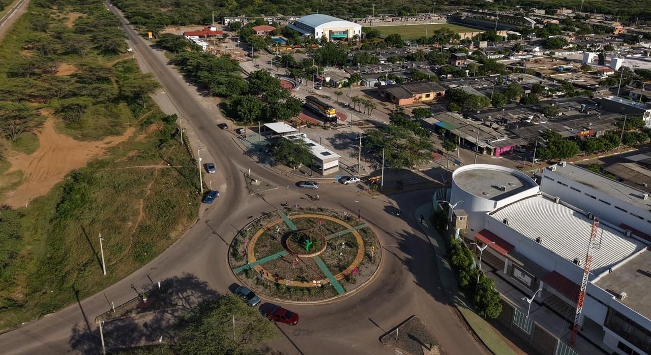 Para residentes como César Alfaro, el parque constituye un reconocimiento a la tradición minera del municipio y una oportunidad para dinamizar el turismo y el uso del espacio público por parte de niños y familias.