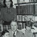 Iván Duque y su papá tenían una relación de complicidad que su mamá admiraba con orgullo. Desde muy pequeño, lo acompañaba en los actos políticos que él realizaba por todo el país y de él aprendió a acercarse a la gente, al pueblo.