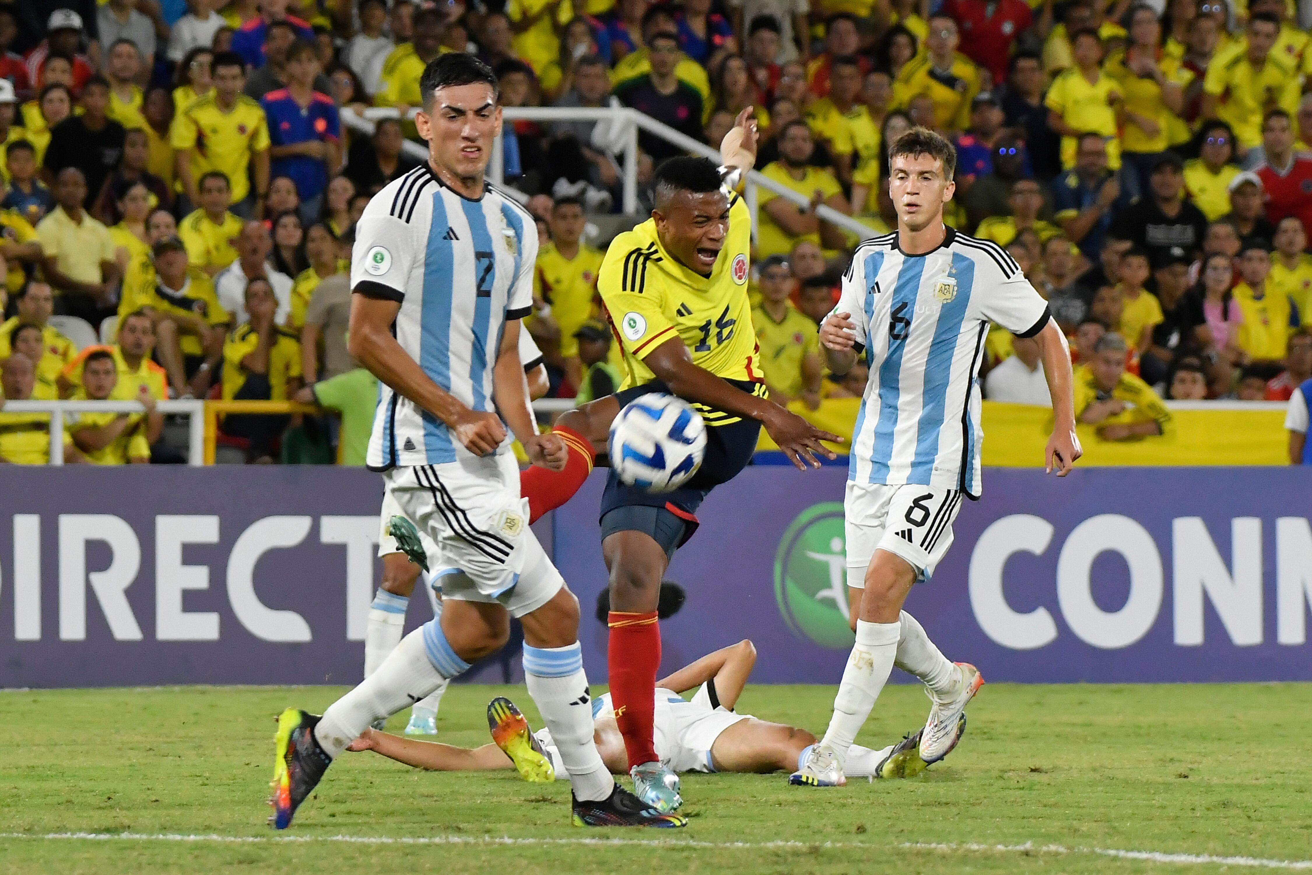 Colombia (COL) y Argentina (ARG) en partido como parte del campeonato CONMEBOL Sub20  Colombia 2023 que se disputa en la ciudad de Cali.