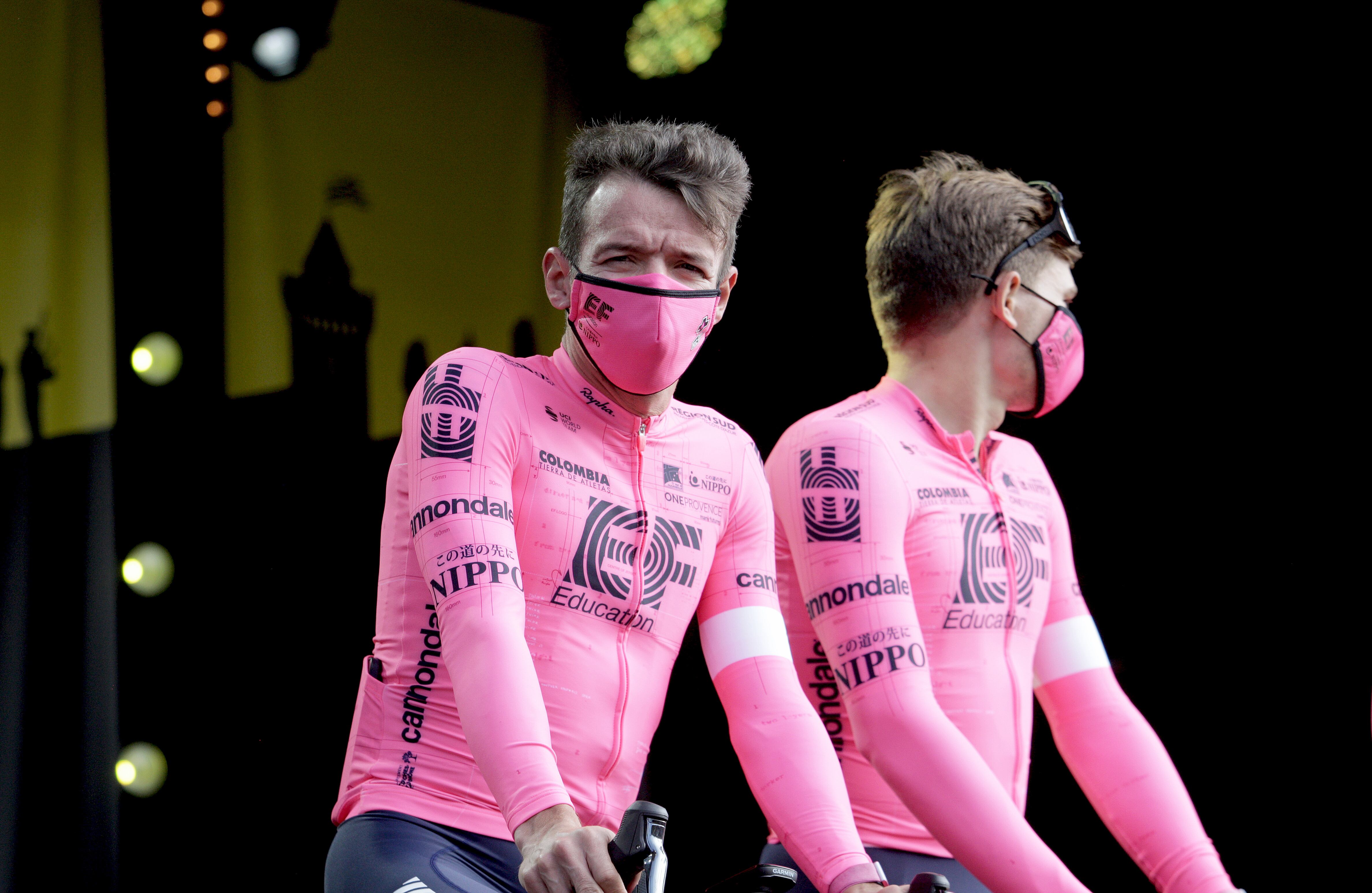 PRESENTACION EQUIPOS TOUR DE FRANCIA 2021