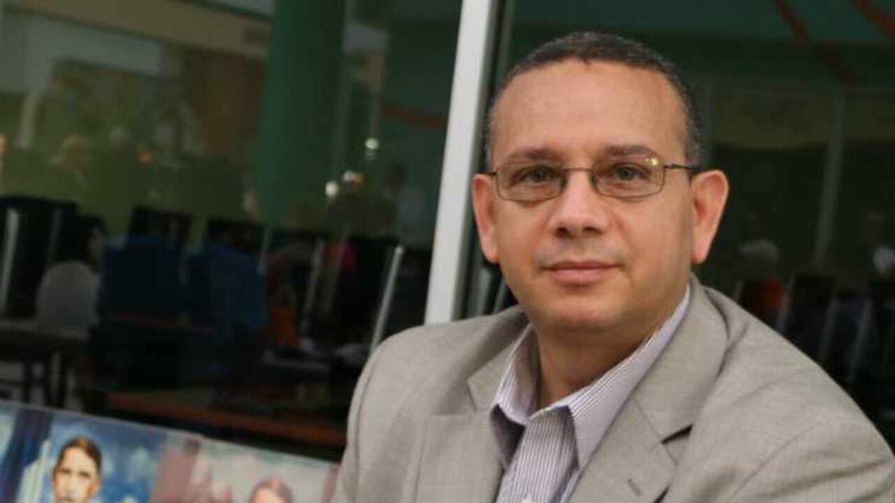 El escritor dominicano José Acosta.