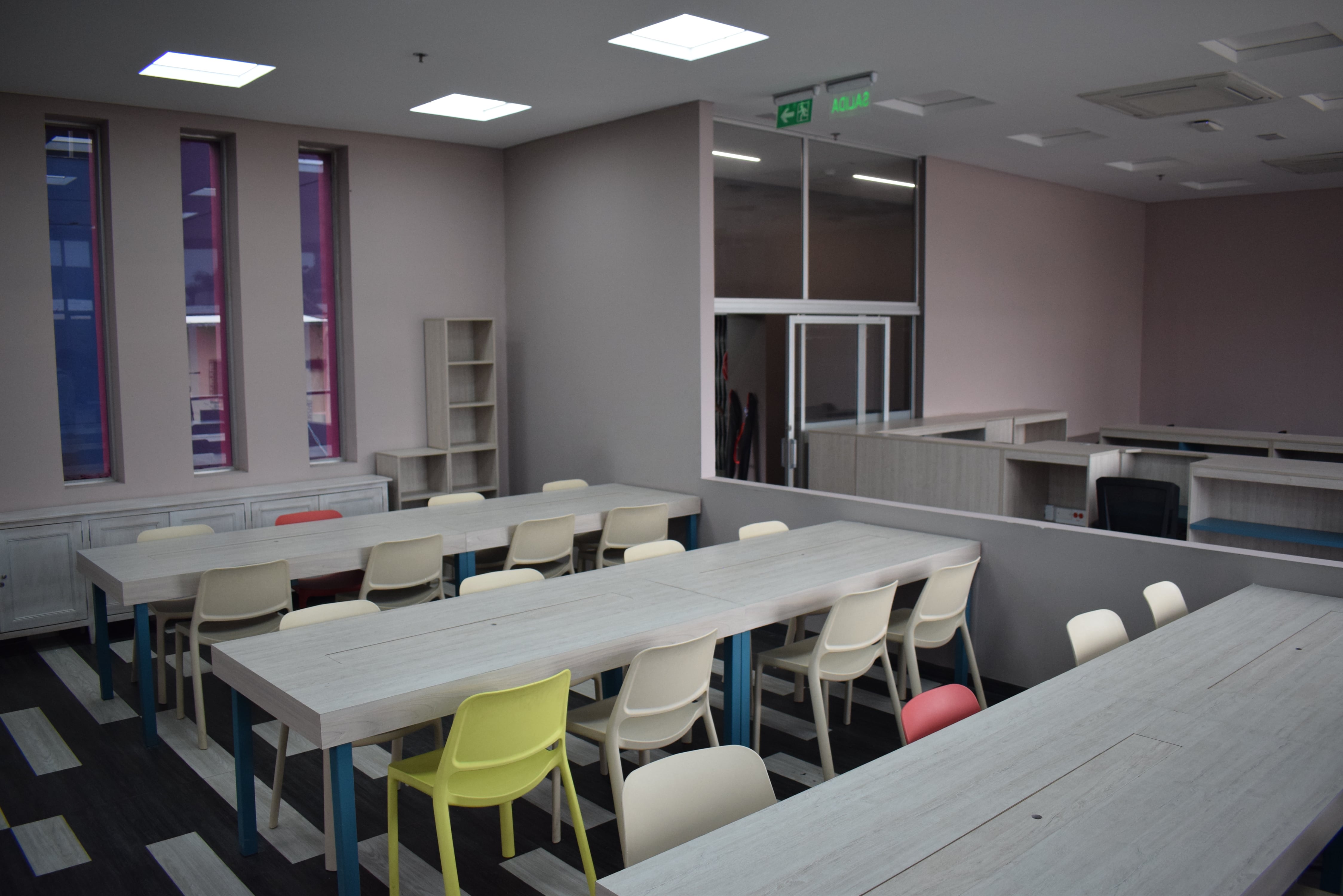 Universidad ECCI, sede Cali - Aulas