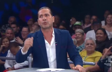 Gregorio Pernía estuvo en parodia de 'Caso Cerrado'