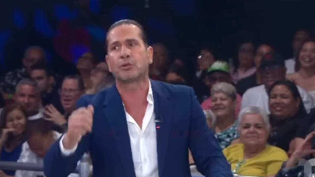 Gregorio Pernía estuvo en parodia de 'Caso Cerrado'