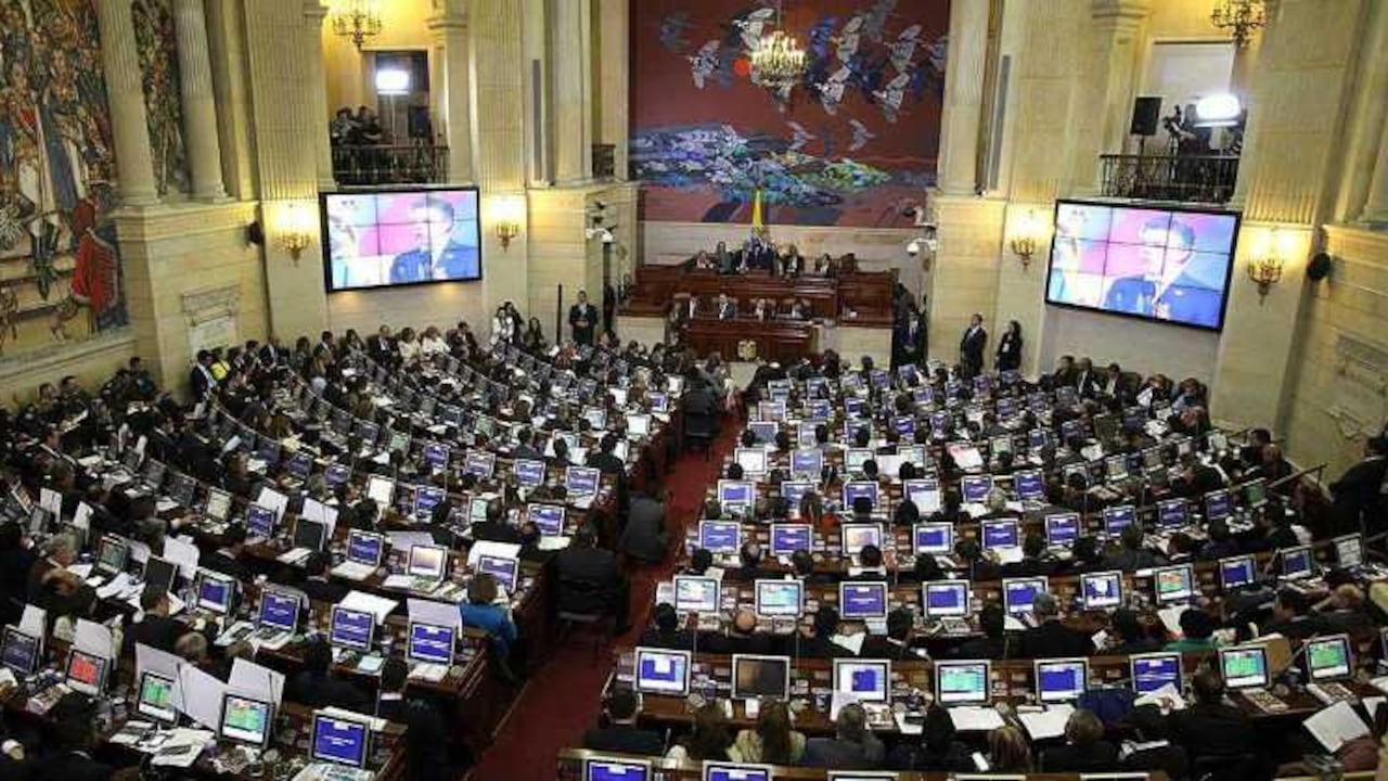 La Comisión Especial tendrá que diseñar las leyes ordinarias y las reformas constitucionales necesarias para la paz.
