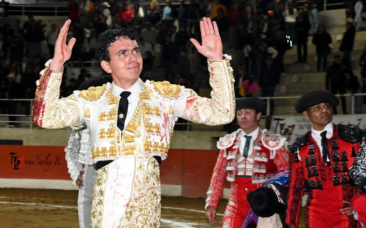 Juan de Castilla es un torero colombiano que está teniendo oportunidades en España.