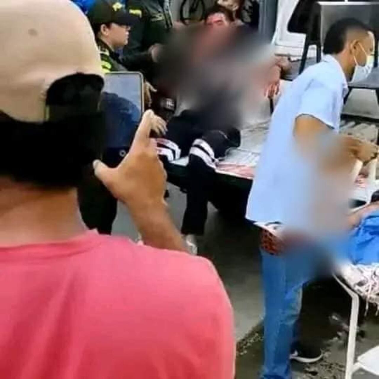 Más de 200 personas se vieron involucradas en la riña campal.