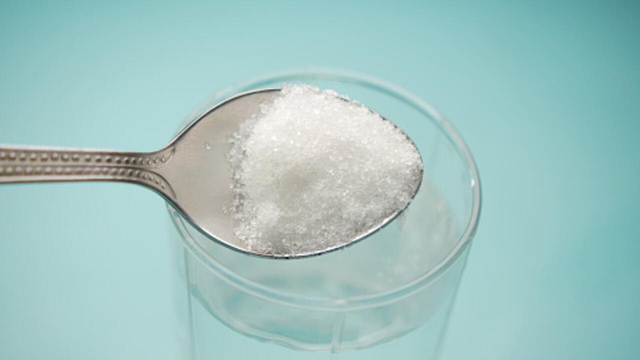 Agua de bicarbonato de sodio tiene varios beneficios para el organismo.