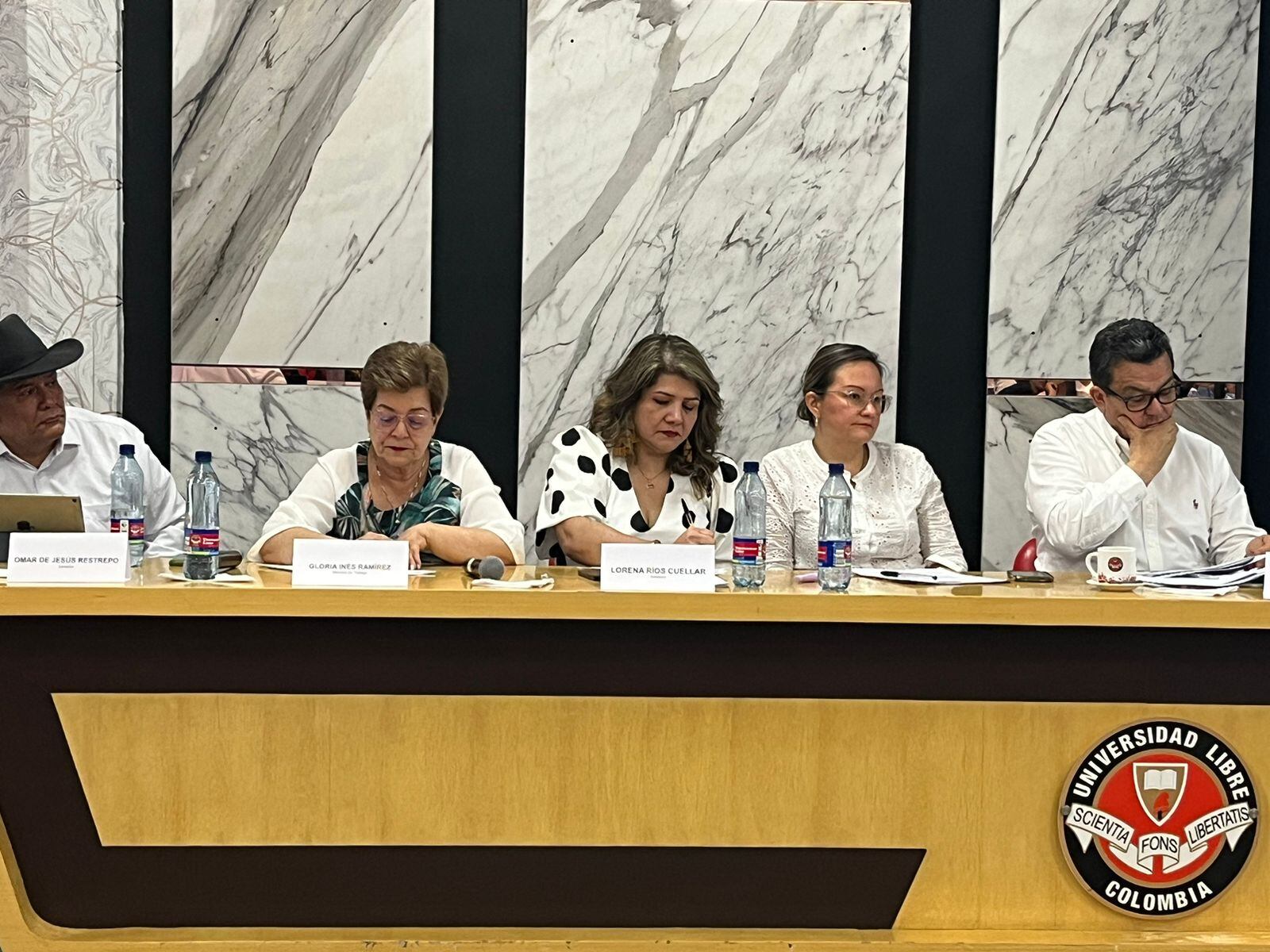 La ministra Gloria Inés Ramírez durante la audiencia pública.