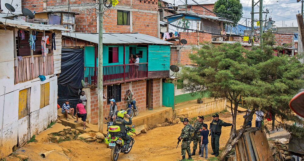 Entre los altos mandos, la llegada del izquierdista Gabriel Boric a la presidencia en Chile también se ha convertido en un campanazo.
