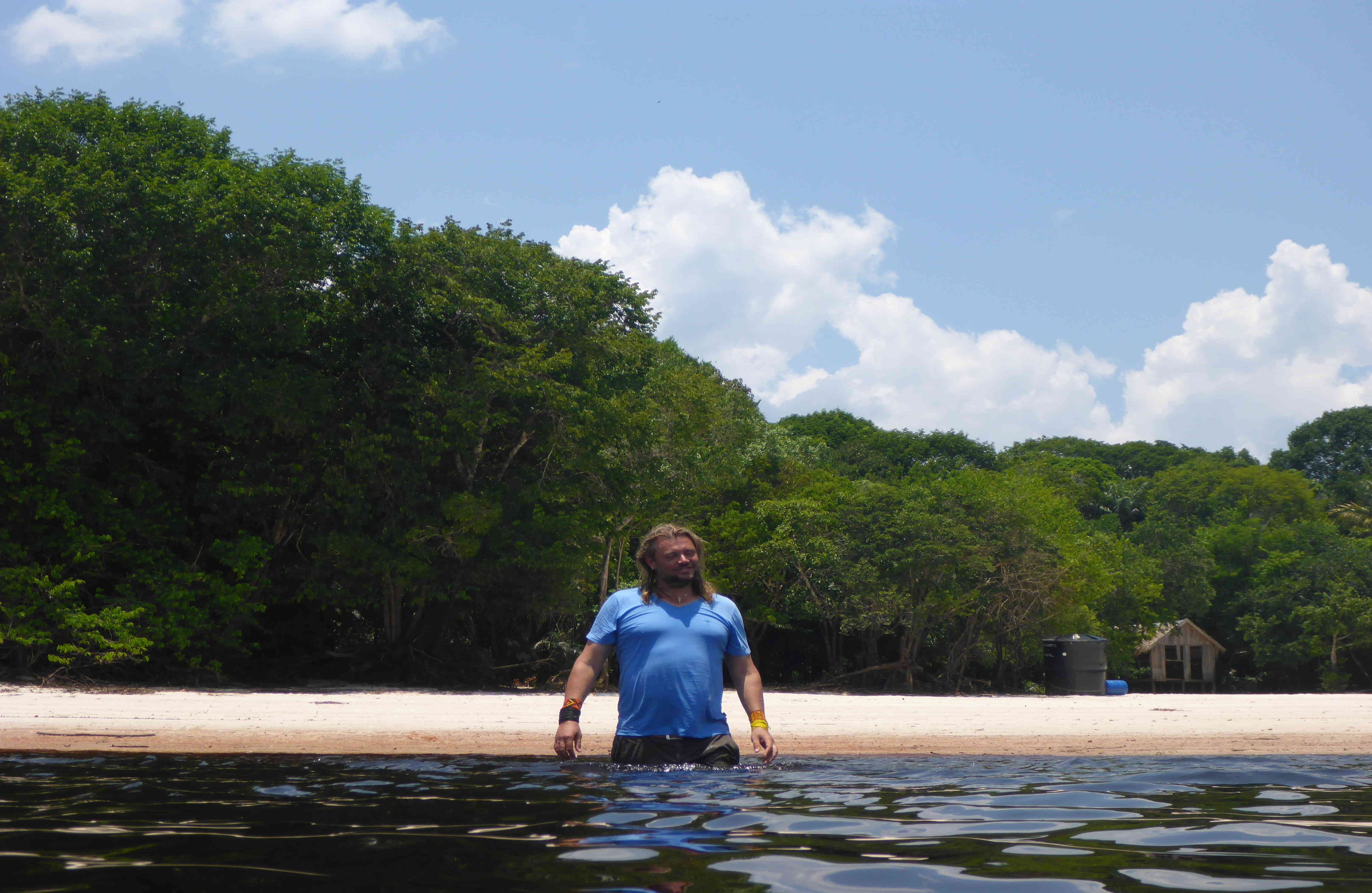 “Esas fotos son de la grabación con Richard Rasmussen y él es el punto central de la película". 