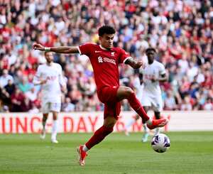 El Liverpool continúa en la lucha por el título de la liga de Inglaterra.