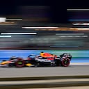 Piloto Max Verstappen logró la primera posición en el Gran Premio de Baréin, de la Fórmula 1 (Photo by ANDREJ ISAKOVIC / AFP)