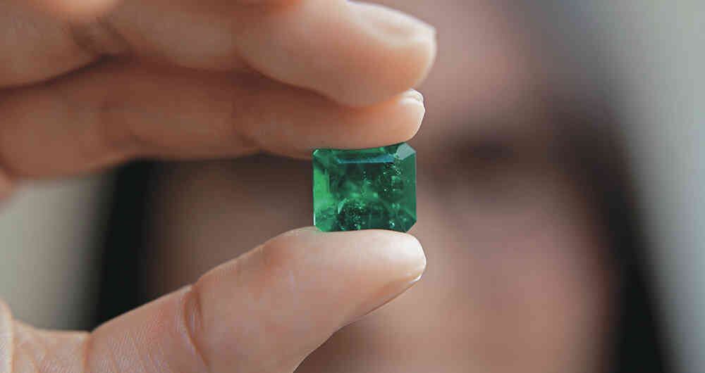 La esmeralda es la piedra preciosa nacional, y el proyecto de Piemca busca acercarla a todas las mujeres por igual.