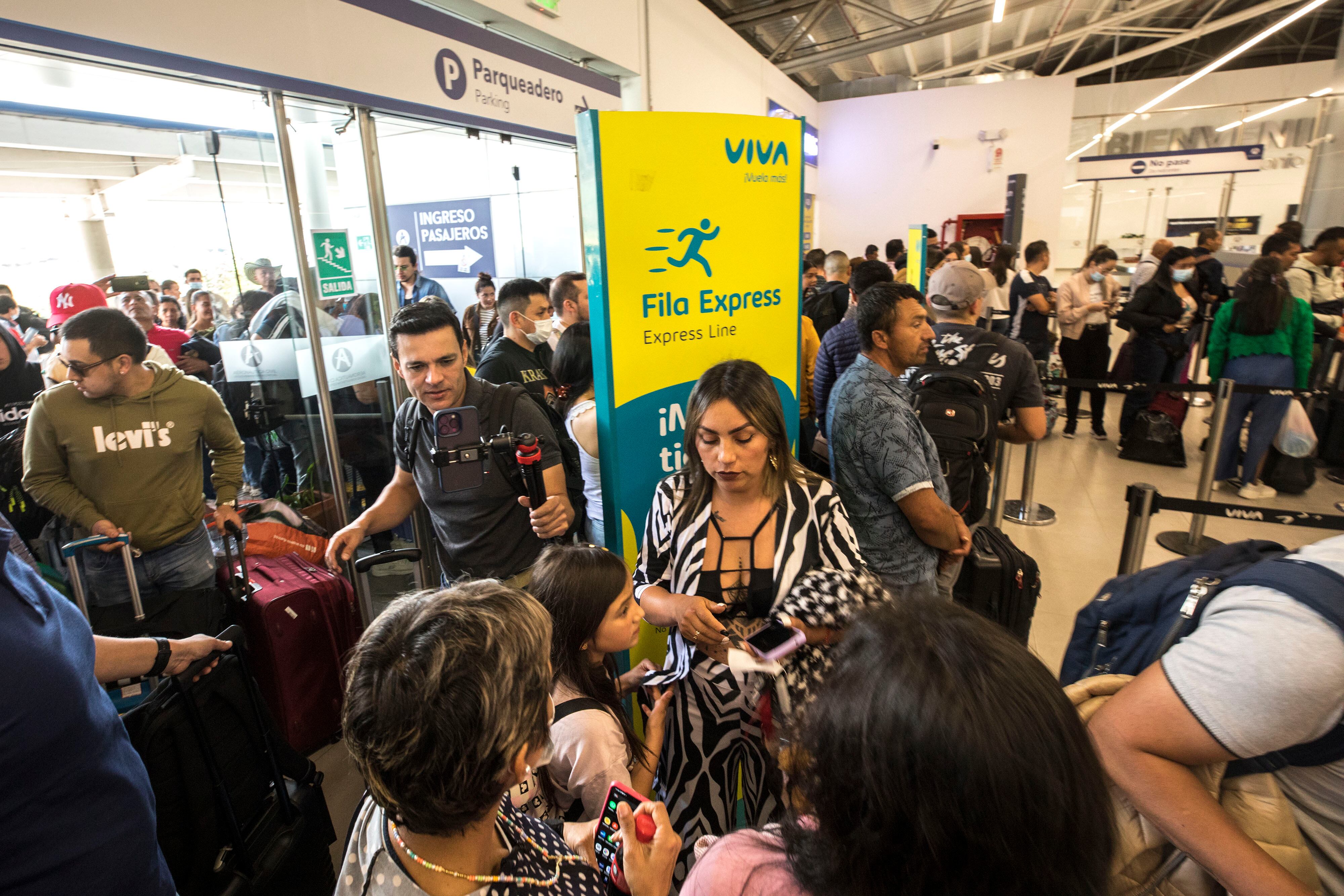 Juan Diego Alvira, derrumbe en la vía en Pasto-Nariño