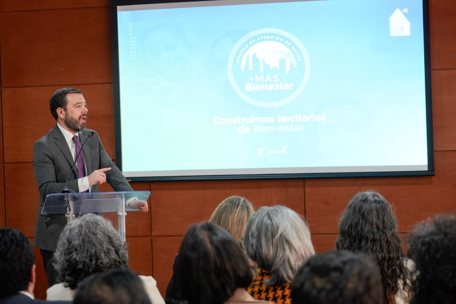 Alcalde Carlos Fernando Galán