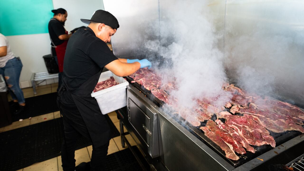 El ingrediente secreto que usan los chefs para una carne a la parrilla irresistible; no es limón ni chimichurri