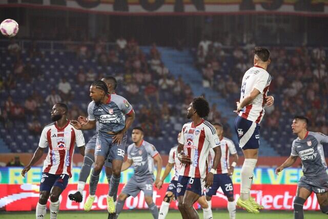 En el último enfrentamiento de Santa Fe y Junior, en Barranquilla (Liga BetPlay 2025-ll) el partido acabó 1-1.
