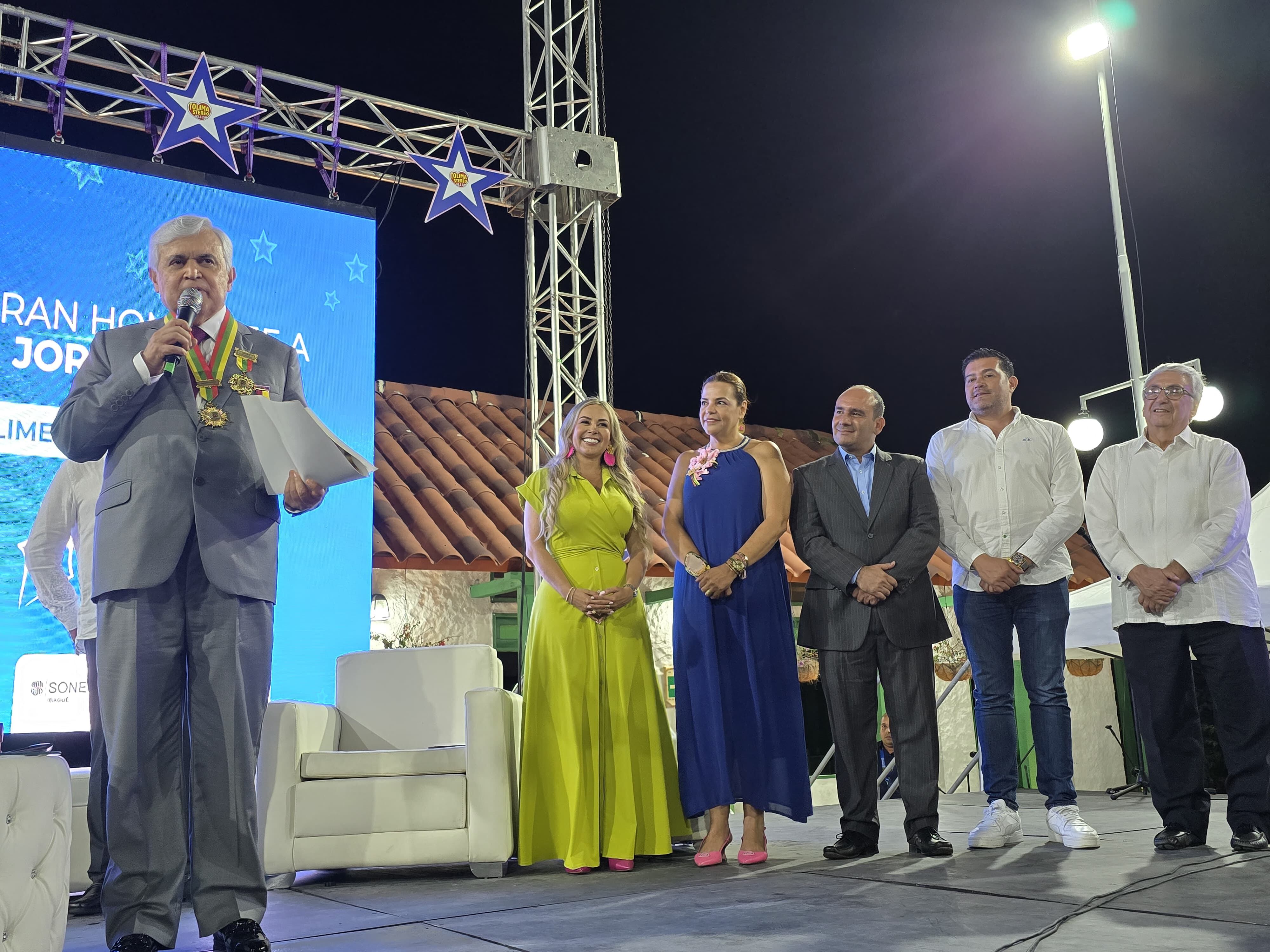 Estos son los galardones que recibió Jorge Barón.