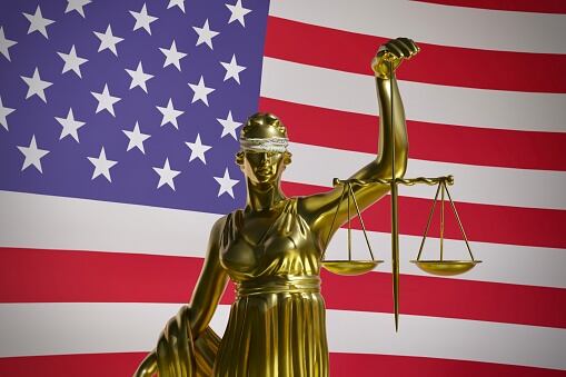 La condena fue dada a conocer por el juez federal William Dimitrouleas durante una audiencia realizada en los tribunales federales del centro de Miami, luego de que un jurado la encontró culpable hace cuatro meses junto con su esposo de cinco de las seis acusaciones que enfrentaban desde 2020 por haber recibido millones de dólares en sobornos.