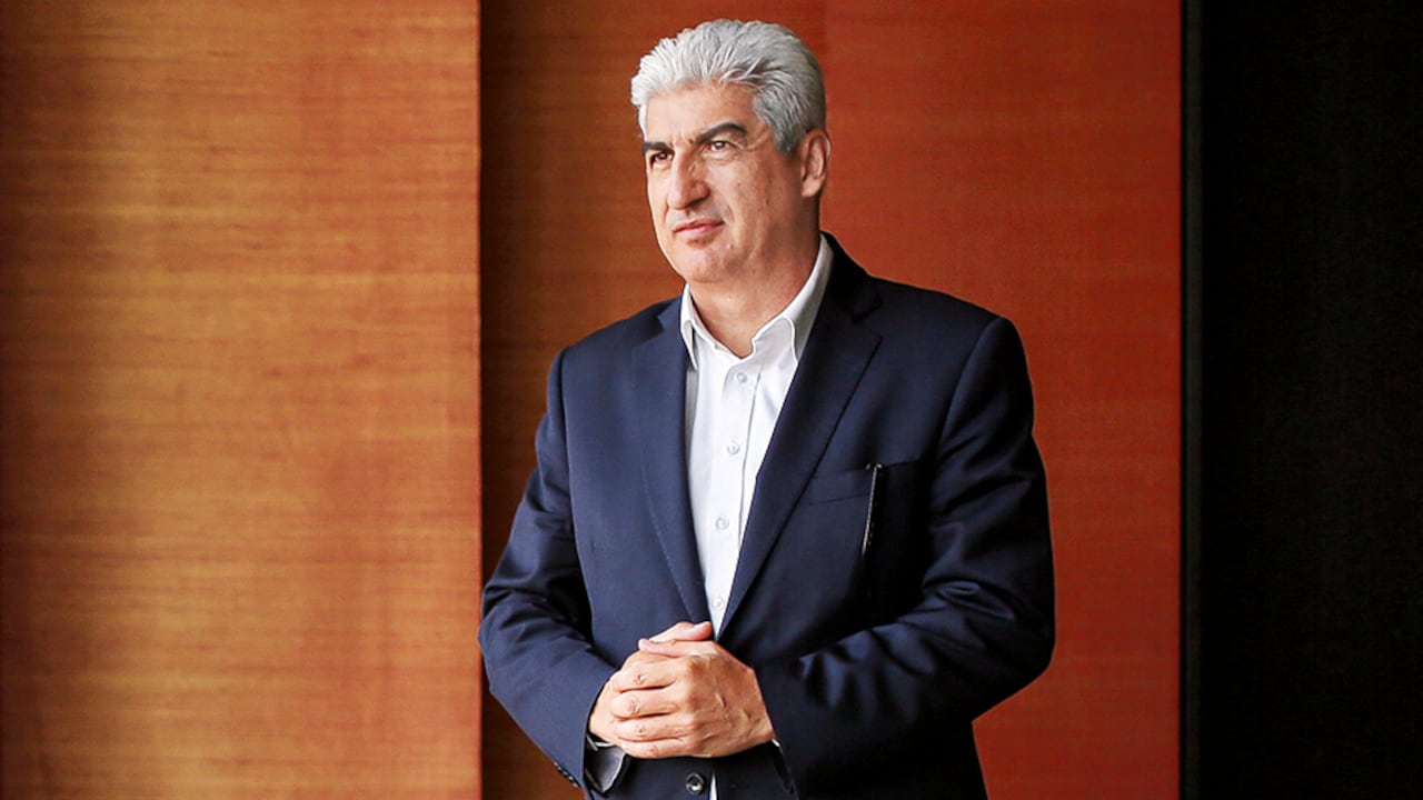 “Más personas están accediendo a medicamentos innovadores, en especial, en diabetes y artritis, que en un 25 por ciento se pasan a otra terapéutica; ya no toman 4 tabletas al día sino 1 o 2”, explica José Fernando Cardona, presidente de la Nueva EPS.