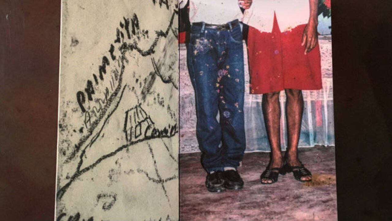 Páginas del libro 'Rrecuerdo'.