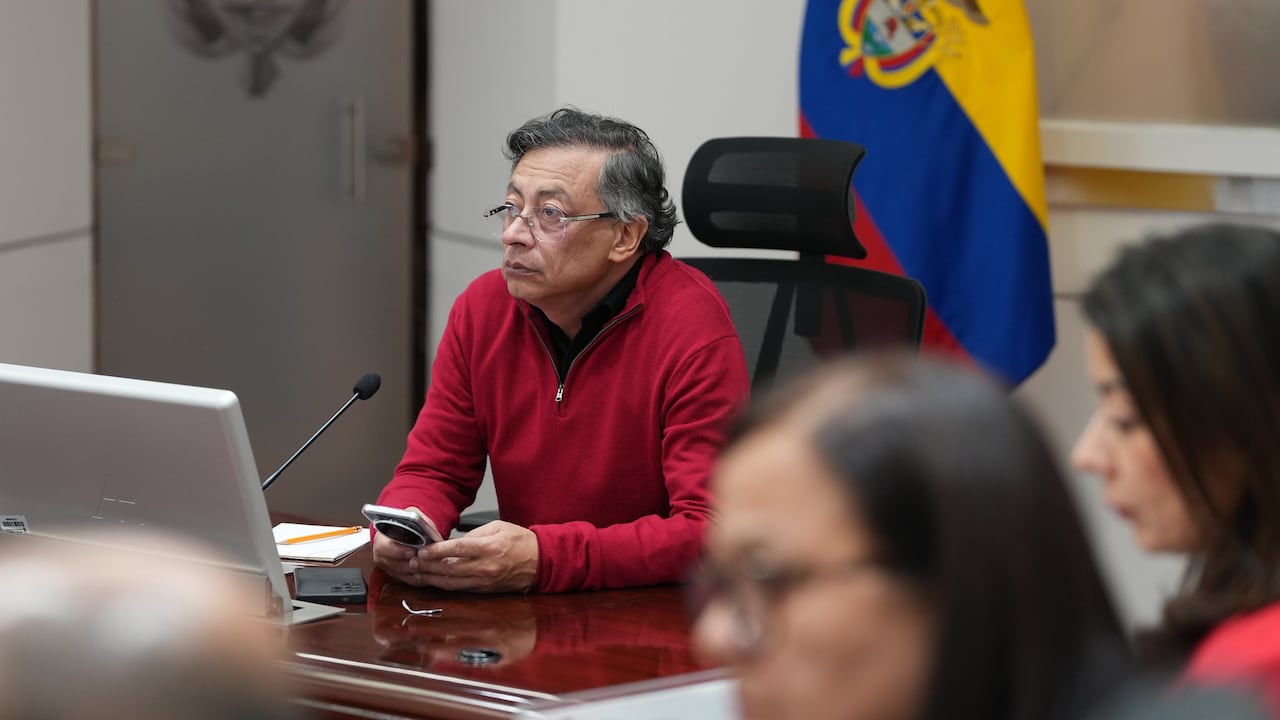 El presidente Gustavo Petro lanzó un fuerte mensaje a la Corte Constitucional por tumbar dos artículos de su Plan de Desarrollo.