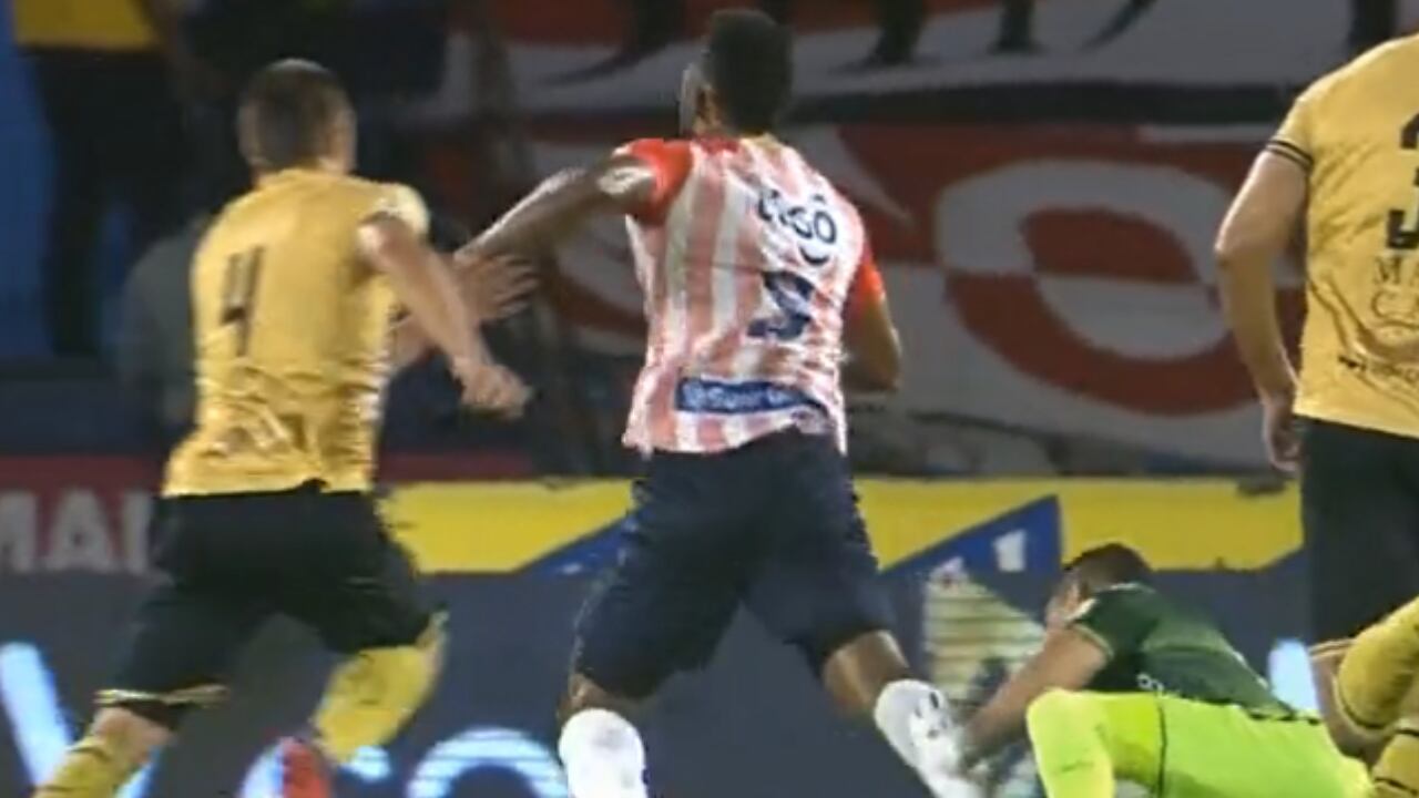 El delantero fue uno de los protagonistas en el juego entre Junior y Águilas Doradas.