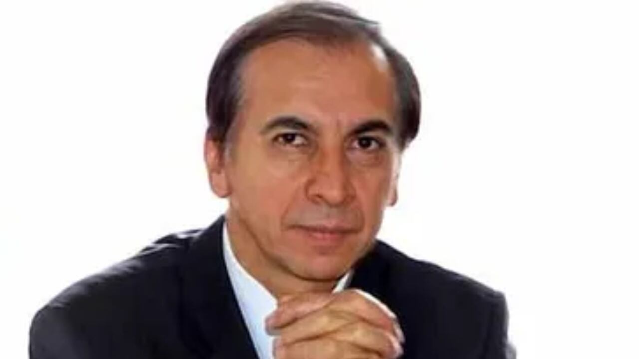 Villabona es profesor de la Nacional.