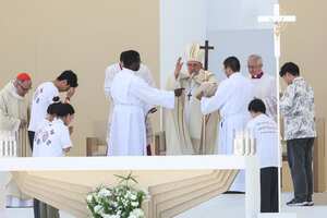 papa Francisco estuvo en Lisboa, Portugal (Photo by Thomas COEX / AFP)