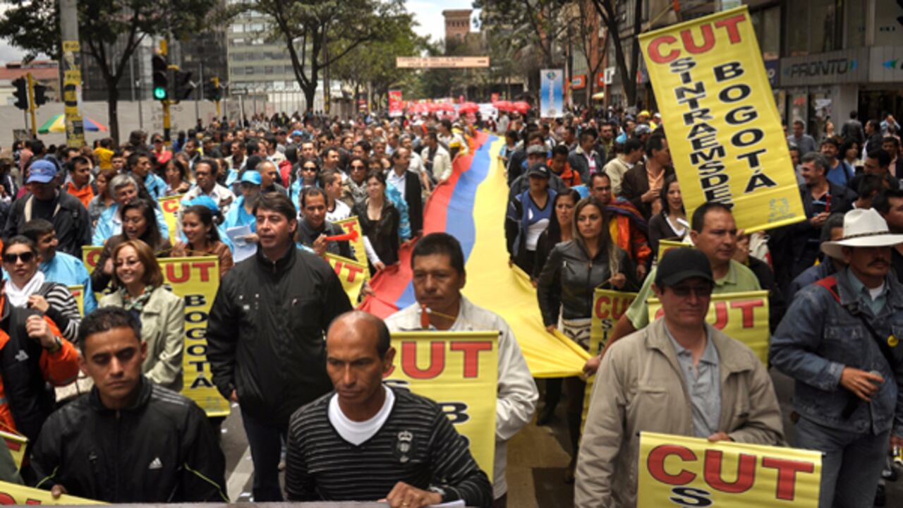 Según la Central Unitaria de Trabajadores (CUT), la mayoría del personal sanitario está tercerizado, pese a que cumple con funciones fijas.