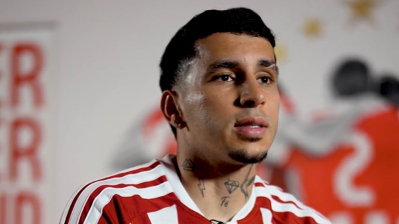 Gustavo Puerta se queda sin técnico a pocos días de haber llegado a Olympiacos de Grecia.