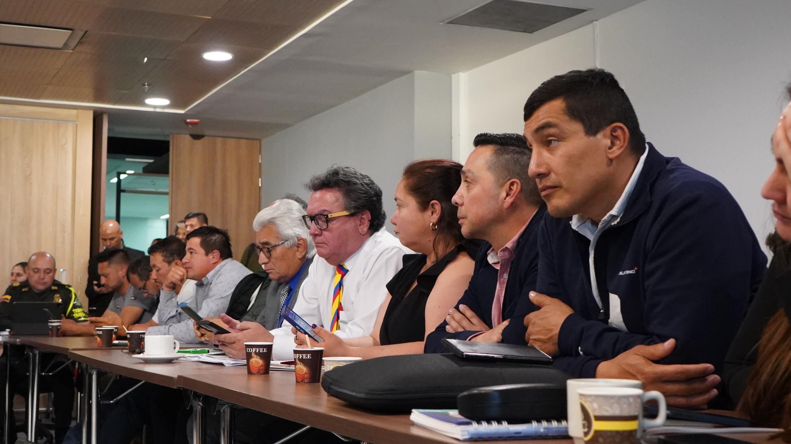 Mesa de trabajo de los transportadores con el Gobierno