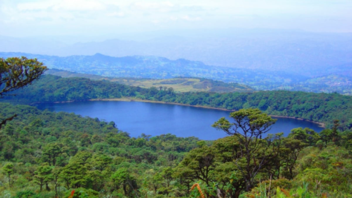 Laguna La Calderona