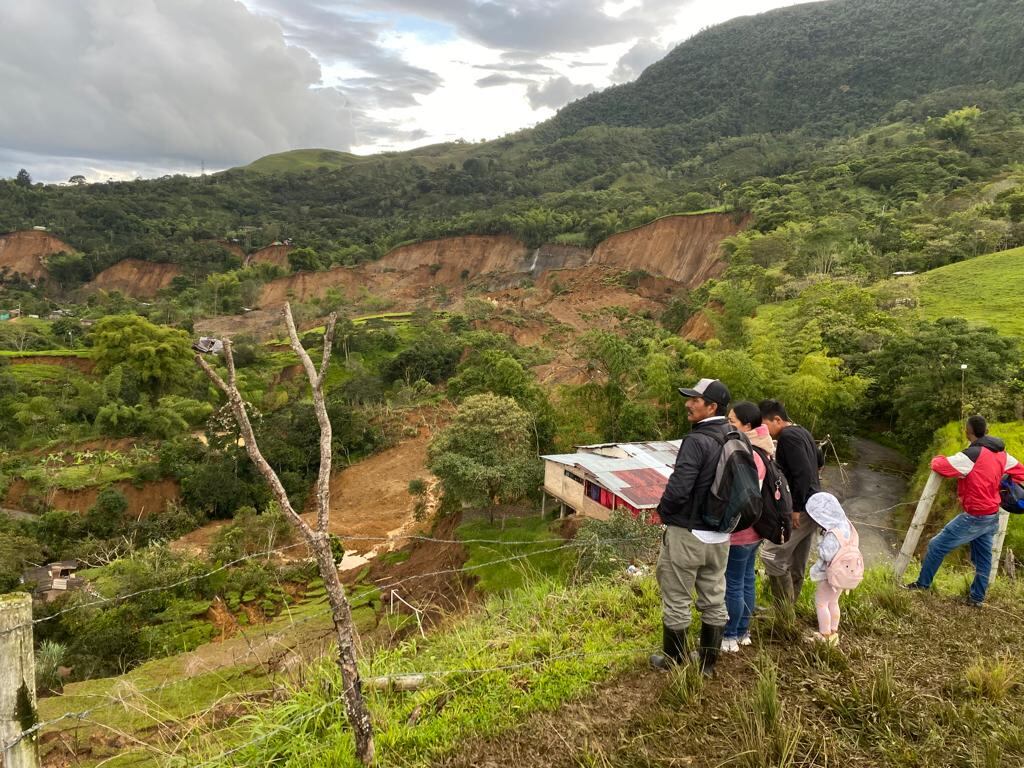 Se han contabilizado más de 700 personas afectadas por los derrumbes.