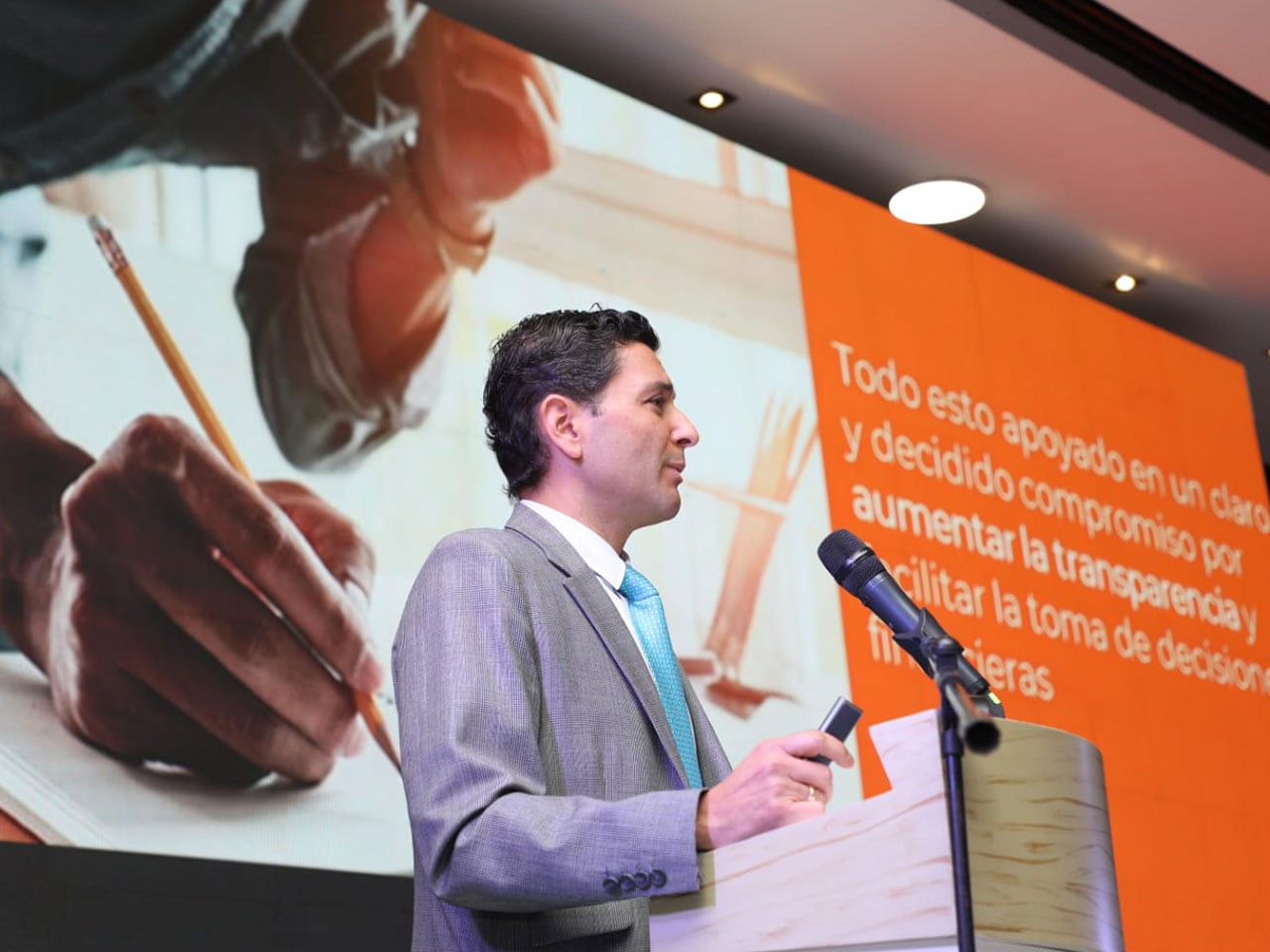 Jorge Castaño Gutiérrez